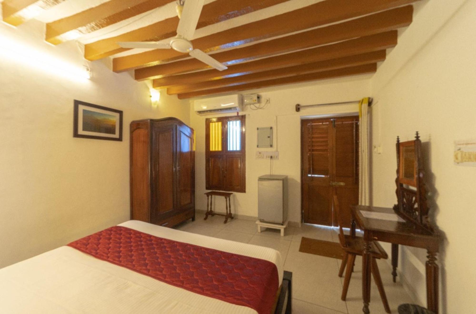 Dumas Guest House Pondicherry Exterior photo